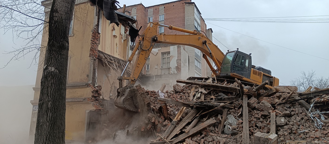 Услуги по сносу и демонтажу старых домов, строений и сооружений в Лысково